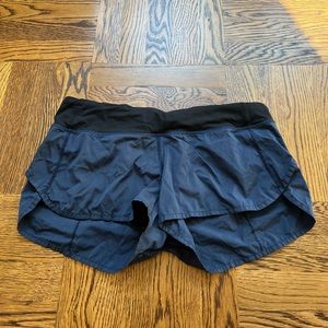 Lululemon run low rise shorts